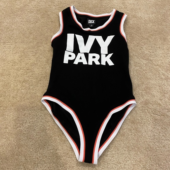 7 for 1 Victoria Secret bathing suits + 1 bodysuit + 1 beach coverup. Worn once. - Picture 9 of 11